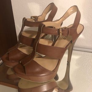 Guess heels size 7
